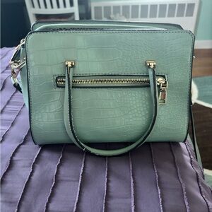 Elegant Green Embossed Handbag